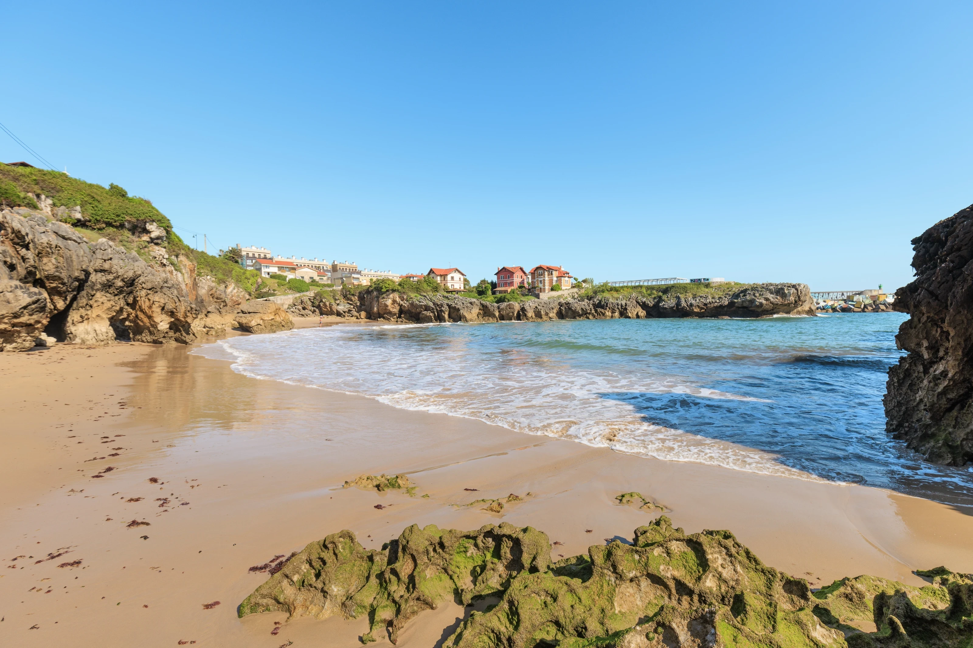 Foto de Puerto Chico por 📸 Noé Baranda - Turismo Asturias