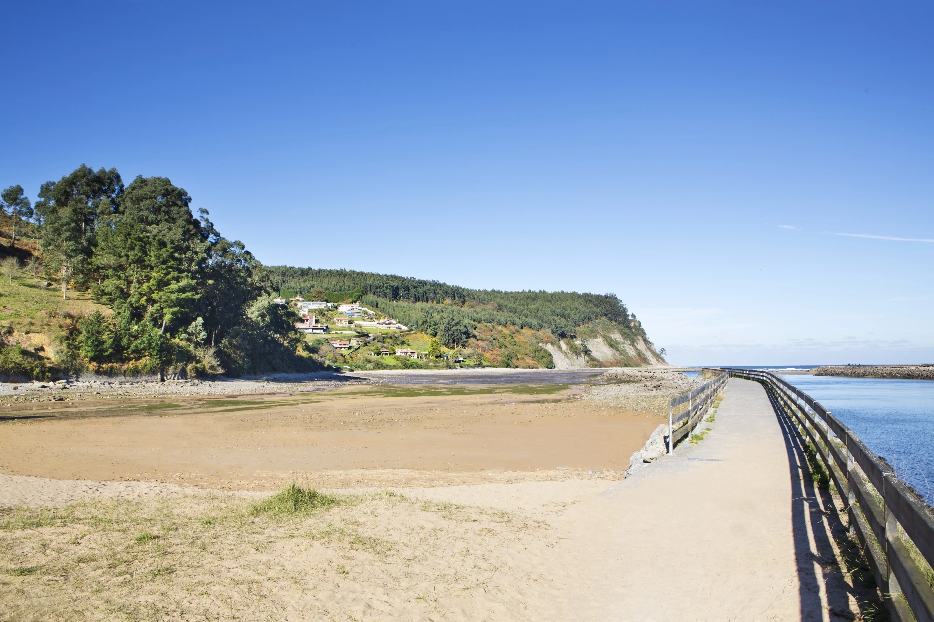 Foto de El Puntal por 📸 Noé Baranda - Turismo Asturias