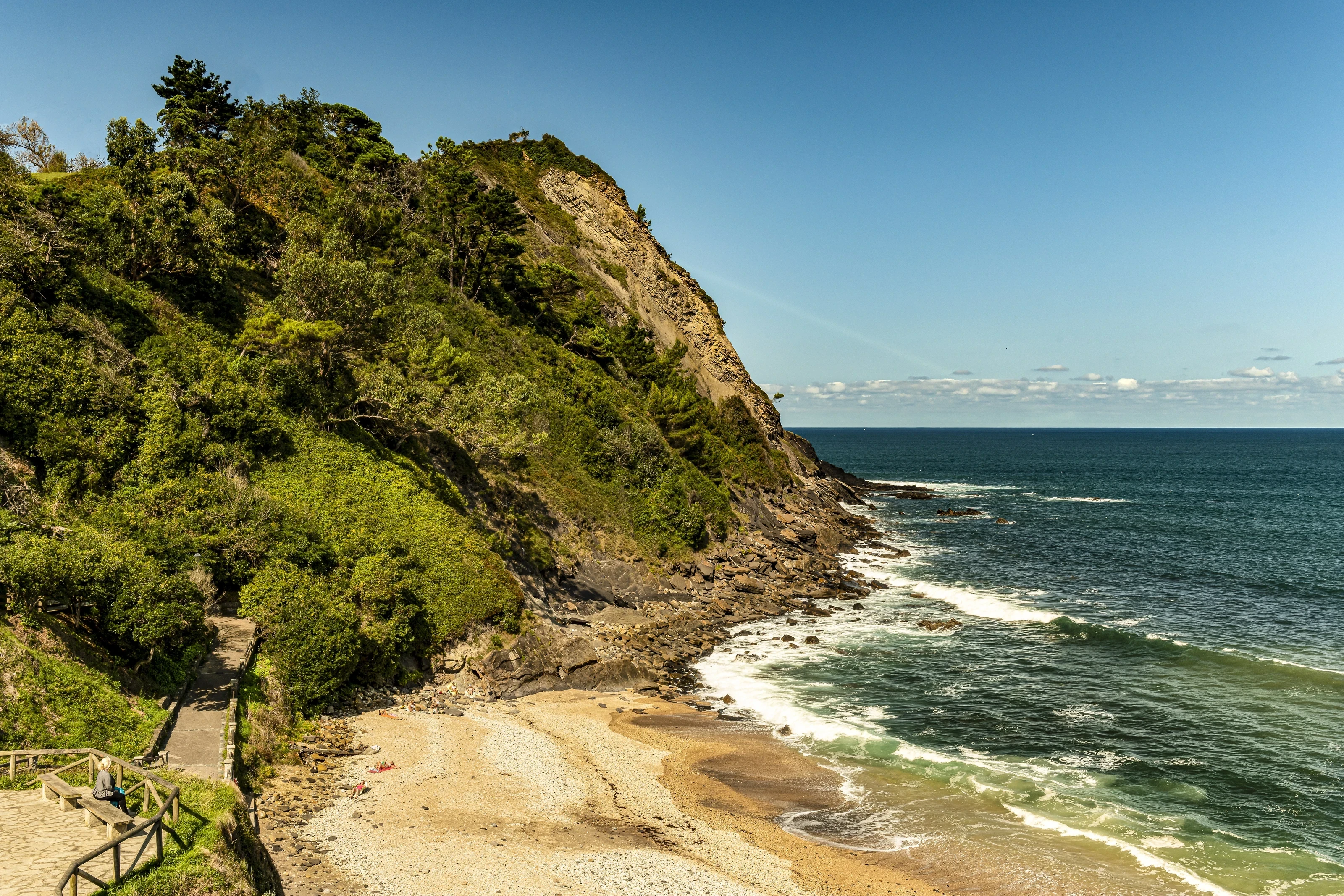 Foto de La Atalaya por 📸 Julio Herrera Menéndez - Turismo Asturias